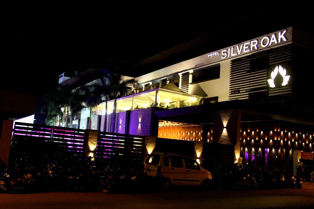 Hotel Silver Oak Bilāspur Extérieur photo